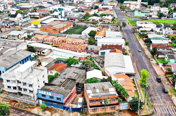 Apartamento com Barracão á venda no bairro Santa Terezinha em Pato Branco