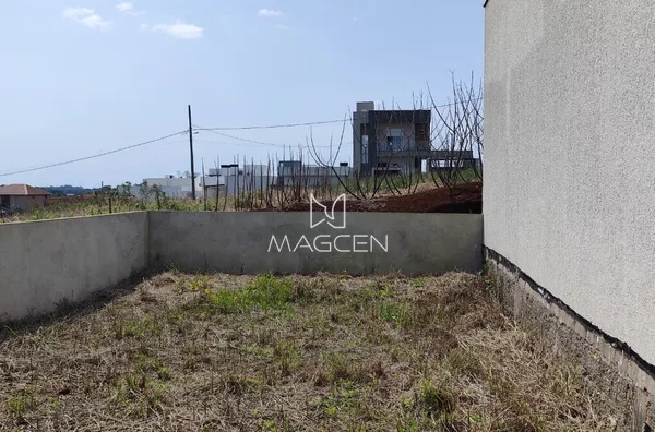 Casa de 2 quartos com excelente acabamento 