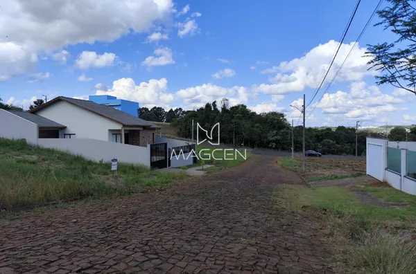 Terreno grande na parte alta do Fraron 