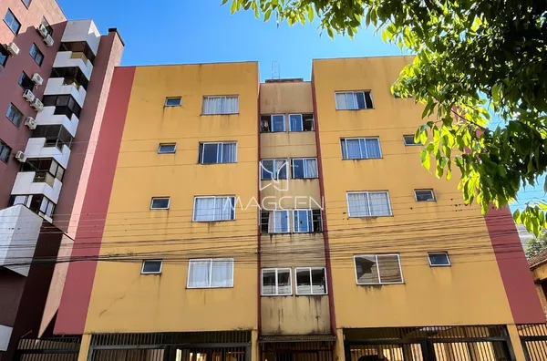Apartamento no Centro com 3 quartos 