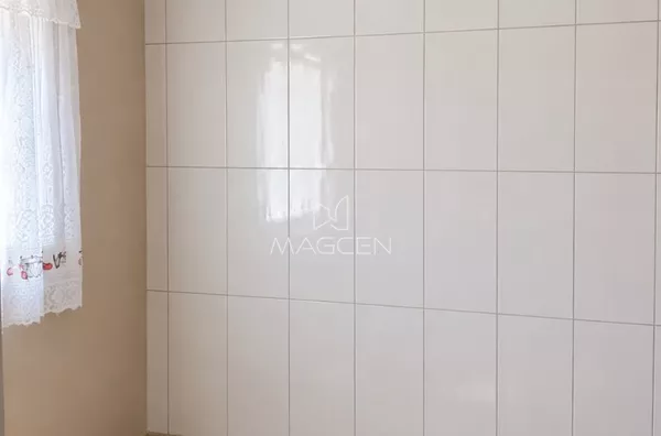 2 CASAS NO BAIRRO PINHEIROS- 761 M² DE LOTE!!