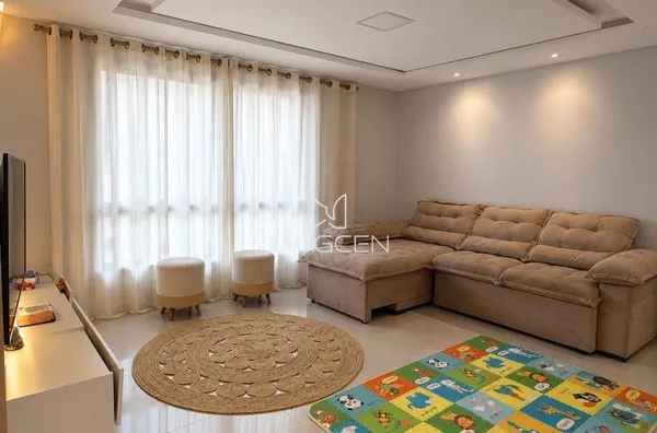 Triplex de alto padrão - bairro Cristo Rei 