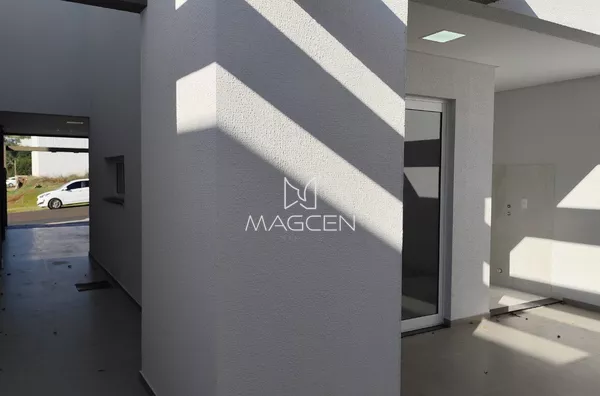 Sobrado no início do bairro Fraron - Foto 4