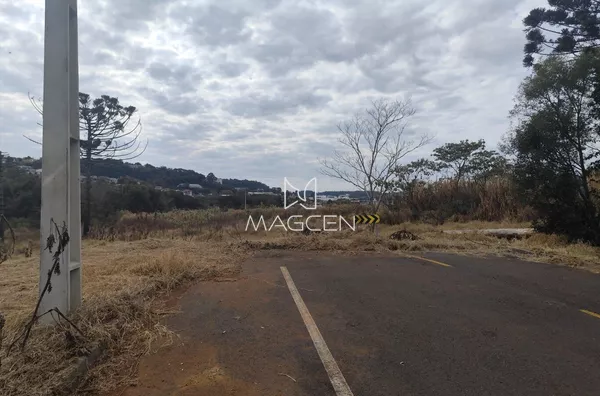 Terreno com dois projetos aprovados ! 