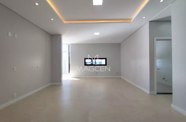 Cozinha e sala de jantar 