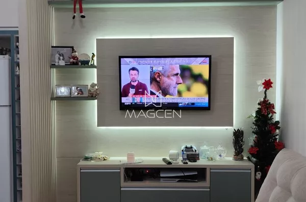 Casa em condomínio com móveis e splits 