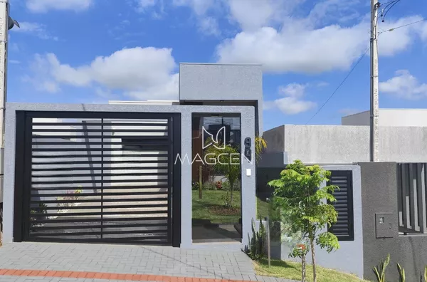 Casa com excelente acabamento a venda - Foto 1