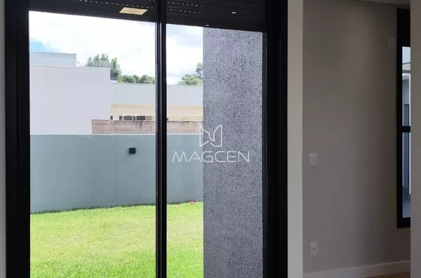 Porta de acesso na suíte master 