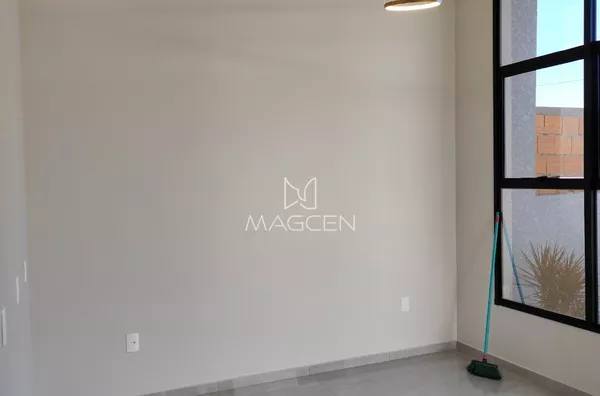 Casa com excelente acabamento a venda 