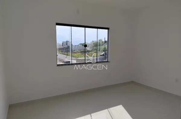 Sobrados 1 suíte+2 quartos 