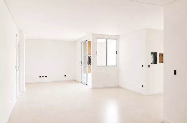 Apartamento com terraço enorme de 1 Suíte + 1 Quarto