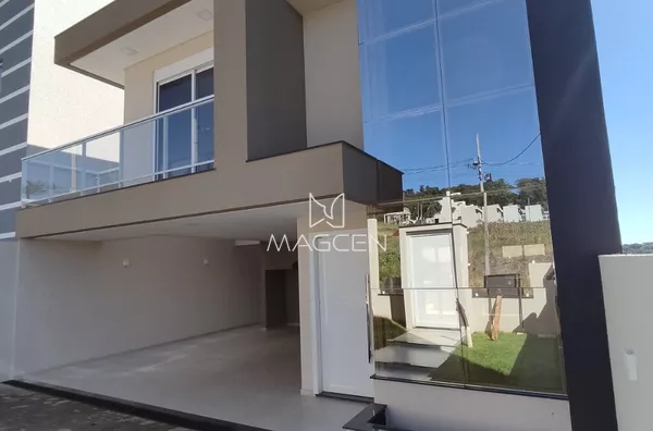 Sobrado  de alto padrão perto do Shopping 