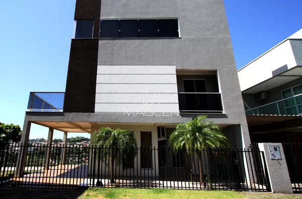 Tríplex com salão de festas 