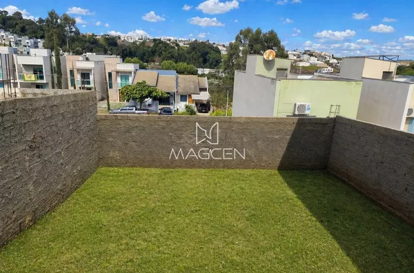 Sobrado com espaço para dois carros - Foto 3