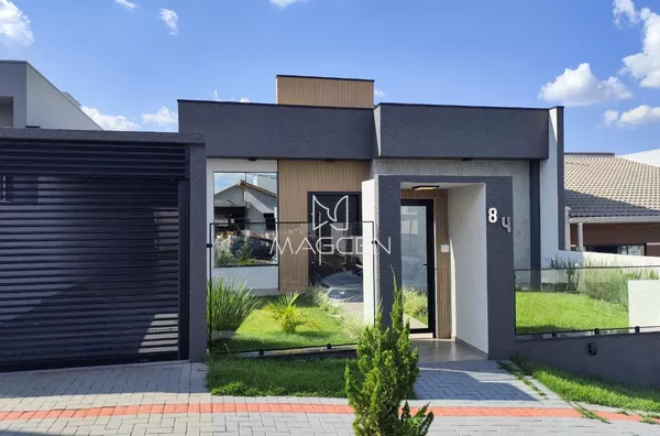 Casa em lote inteiro para venda 