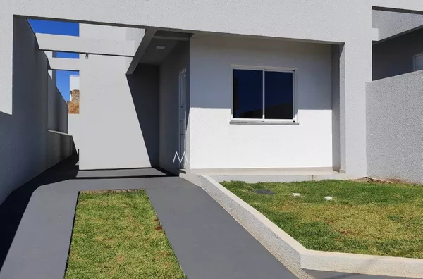 2 Casas com uma suíte+1 quarto 