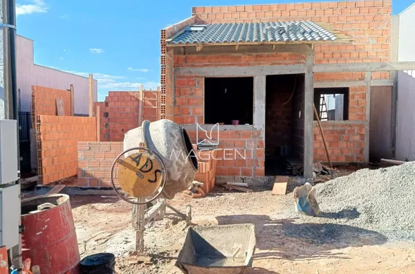 Casa á venda no Bairro Fraron