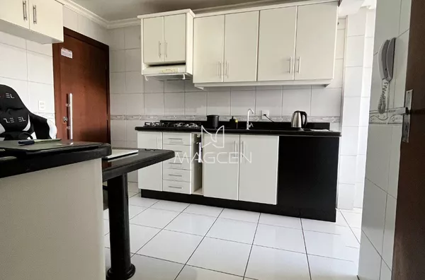 Apartamento à venda no Centro no Edifício José Antonio em Pato Branco