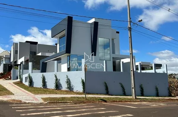 SOBRADO COM ÁREA DE FESTAS E ESPERA PARA JACUZZI 