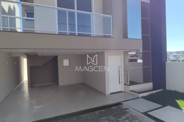 Sobrado  de alto padrão perto do Shopping 