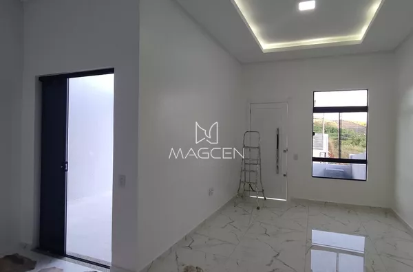 Casa na planta com sobra de lote 