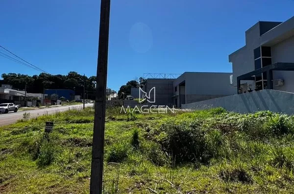 Tereno de esquina no bairro Fraron-ideal para construir barracão 