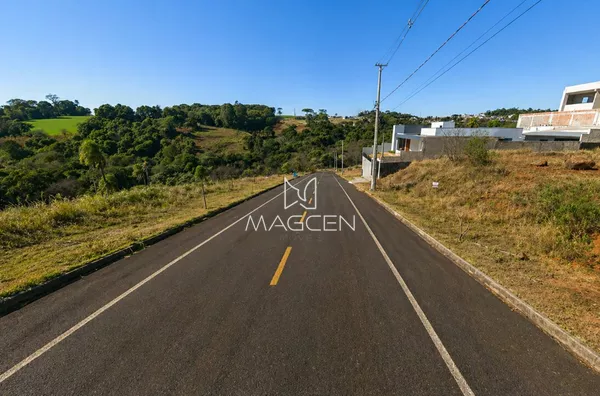 Terreno à venda no Loteamento Marcante