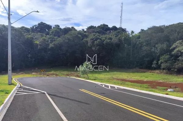 Dois lotes com reserva aos fundos- Jardim das Orquídeas 