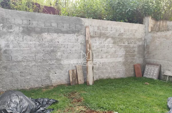 Casa de dois no bairro Fraron 