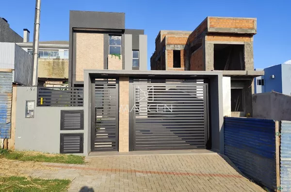 Sobrado com duas suítes para venda