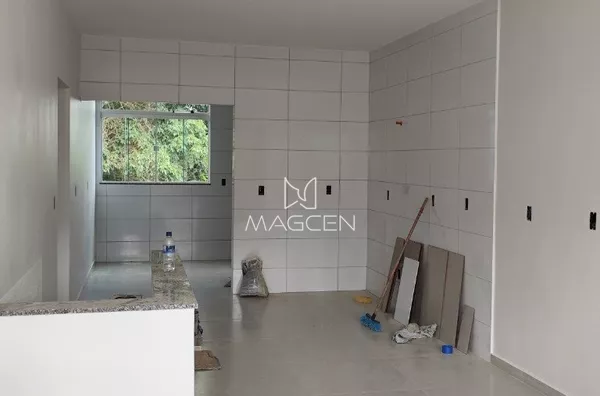 Casa no bairro Pinheirinho para venda