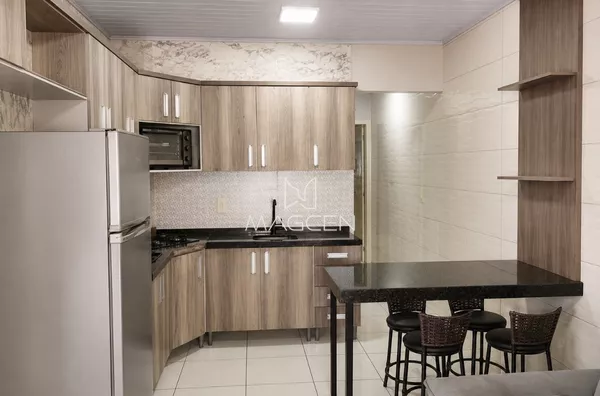 Casa com móveis sob medida à venda no Cadorin