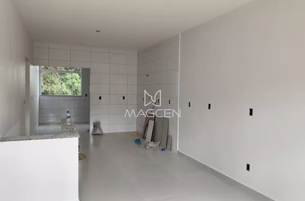 Casa no bairro Pinheirinho para venda