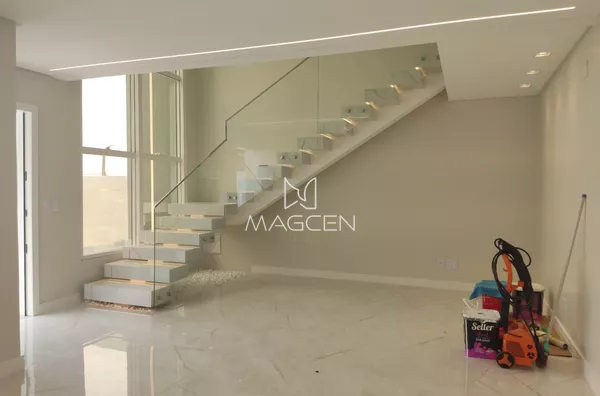 Sobrado de alto padrão perto ao PB Shopping