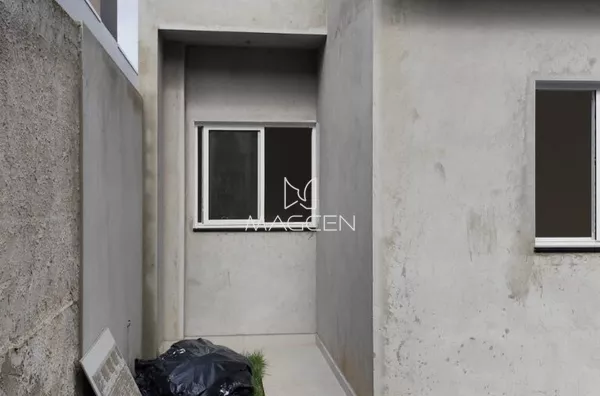 Casa de dois no bairro Fraron 