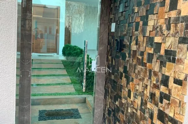 Casa de Alto Padrão Mobiliada no Bairro Fraron