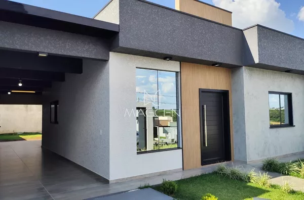 Casa em lote inteiro para venda 