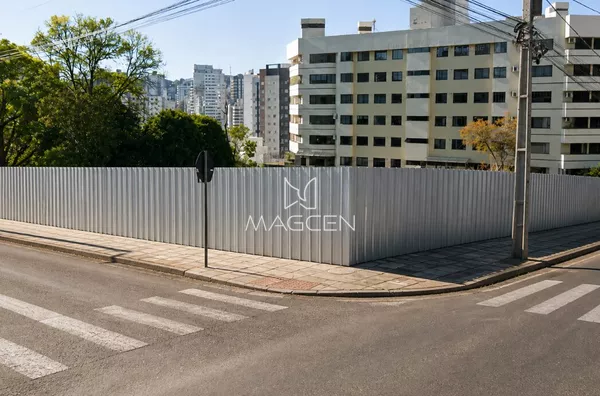 Terreno de esquina no Centro da cidade - Foto 2