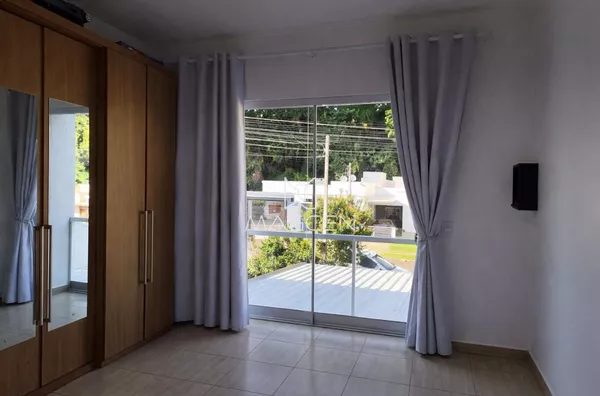 Casa  à Venda Bairro Fraron