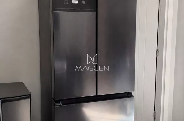 geladeira (fica na casa )