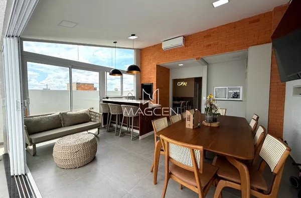 Sobrado mobiliado com área de festas e piscina