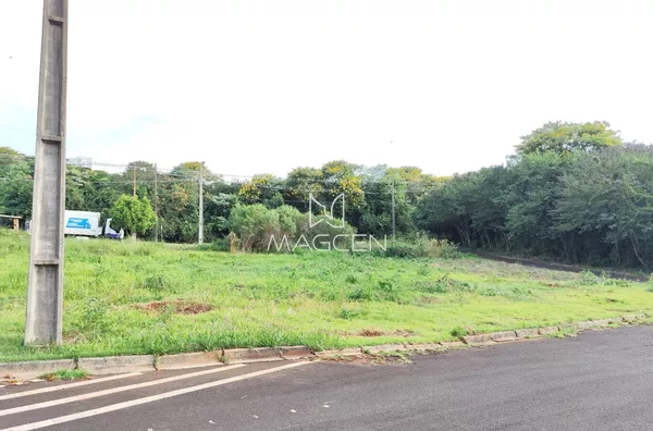 LOTEAMEAMENTO VÔ NINO Q 1768 Lotes 4, 5  e 6