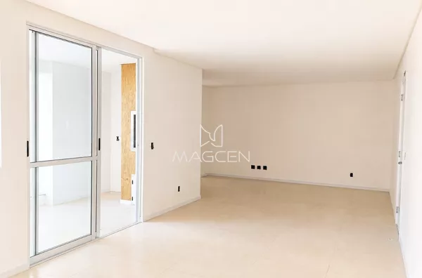 Apartamento com amplo terraço de 1 Quarto + 1 Suíte
