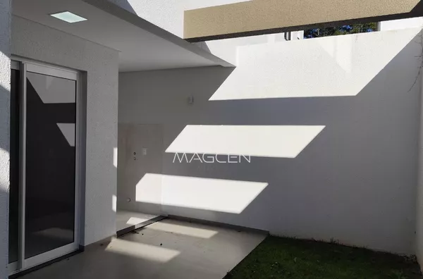 Sobrado no início do bairro Fraron - Foto 6