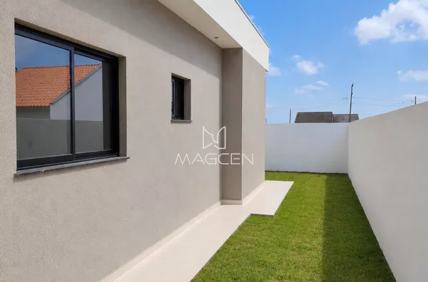 Casa á venda com 3 suítes 
