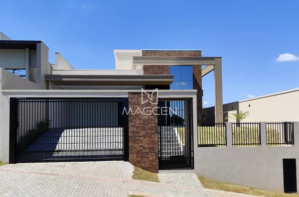 Casa de alto padrão perto do Shopping PB