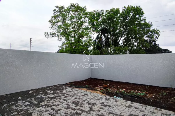 Casa de Três dormitórios Cristo Rei 