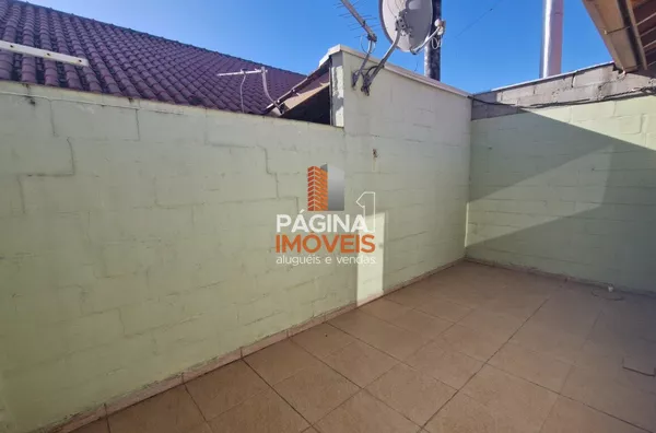ÁREA DOS FUNDOS 