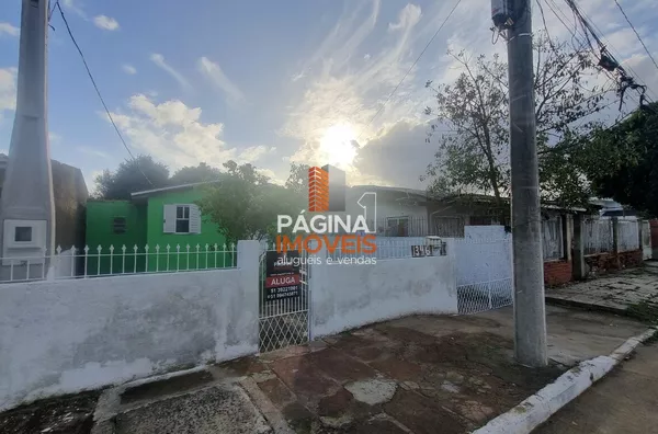 Pagina 1 Imóveis anuncia para aluguel, "casa com 2 dormitórios" no bairro Harmonia em Canoas/RS.