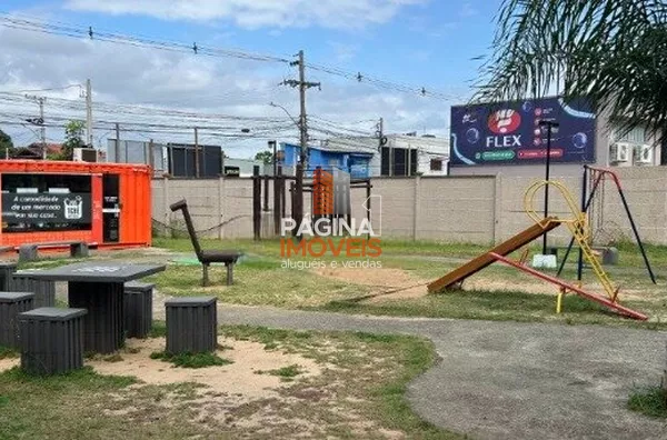 ÁREA DE LAZER